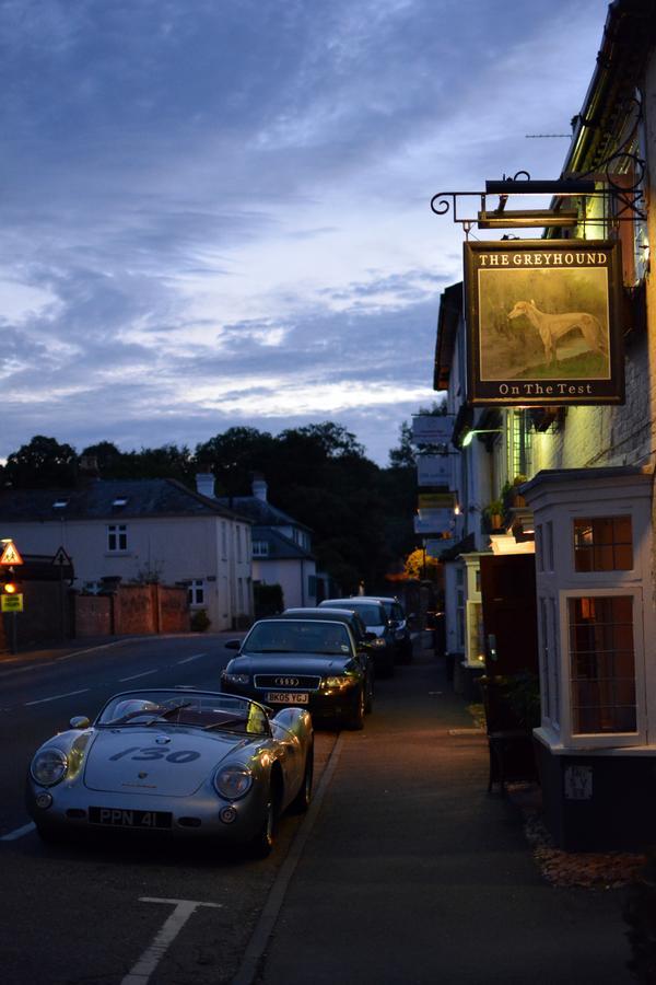 The Greyhound On The Test Hotel Stockbridge Kültér fotó